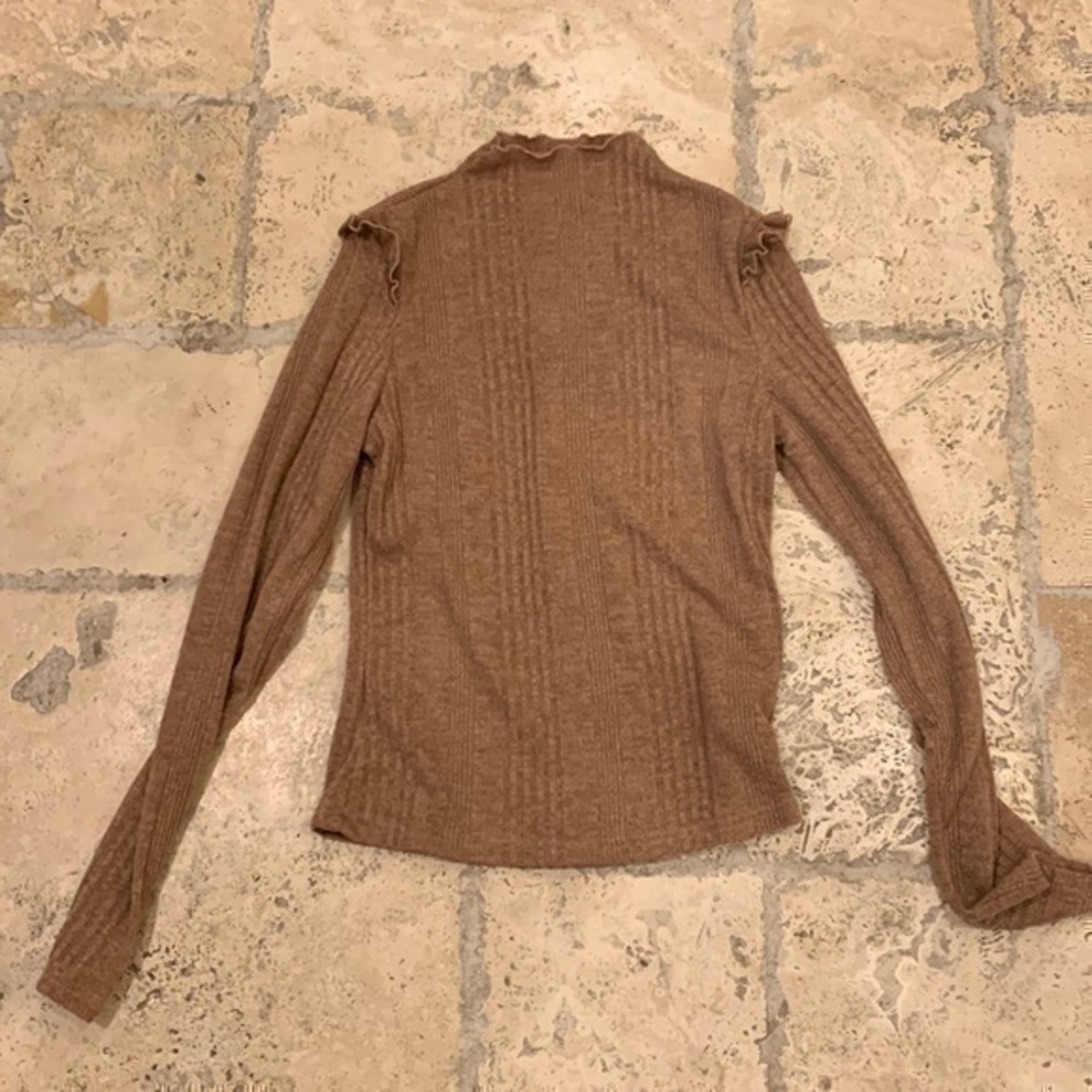 Sweater - Picture 1 of 1